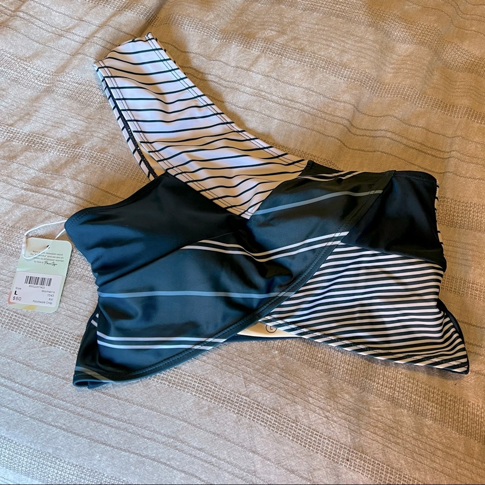 NWT Nani Swimwear bikini top, Sz L